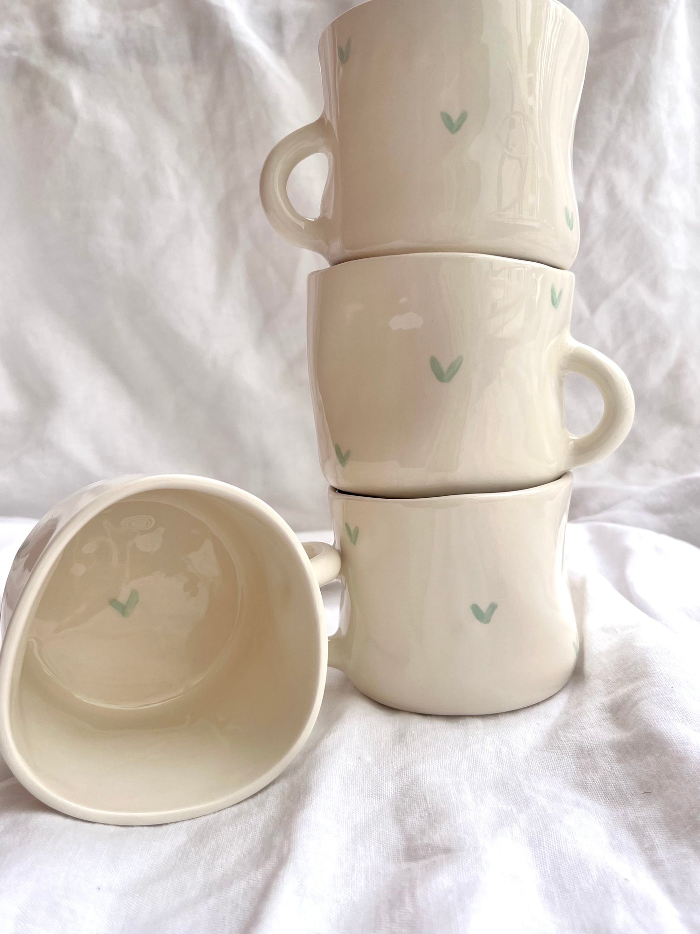 Banged Mug Green Heart