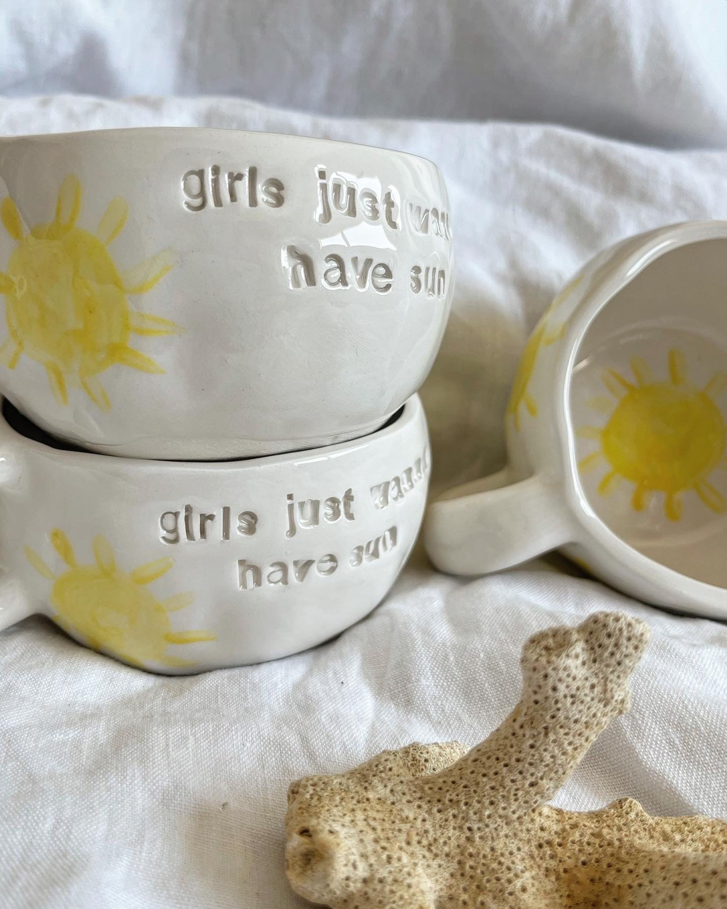 Mug “Girls just wanna have sun”